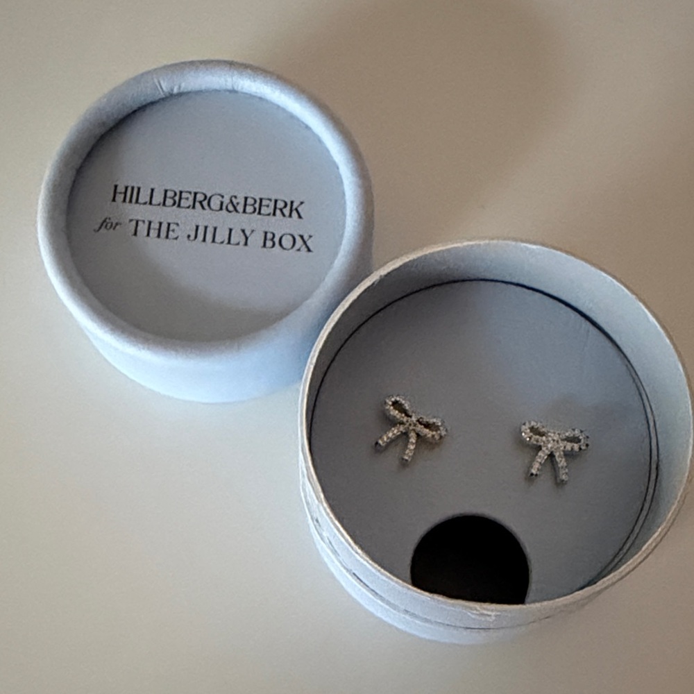 Hillberg & Berk Silver Bow Earrings